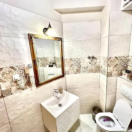 Antiqua Rooms1